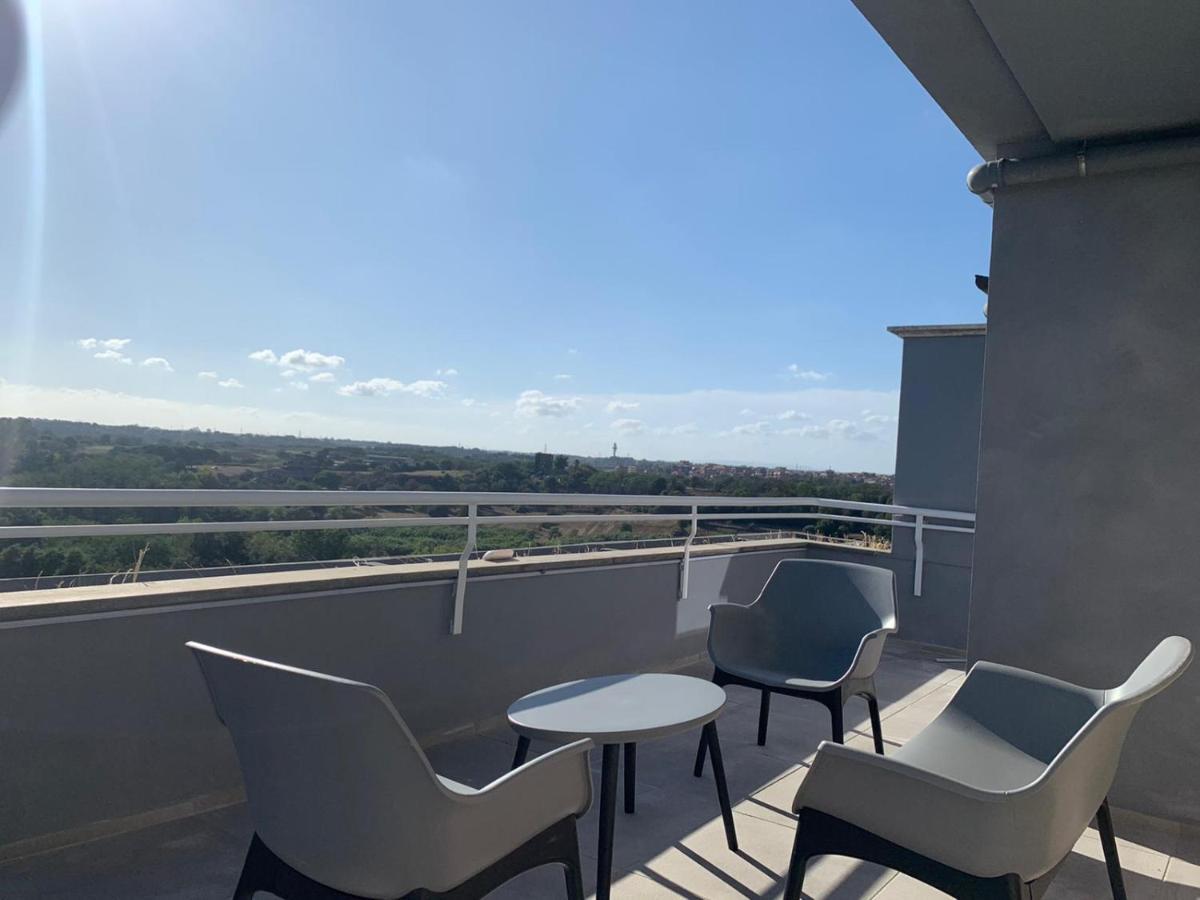 Appartement Penthouse Aureliana Attico Con Piscina A Roma Extérieur photo