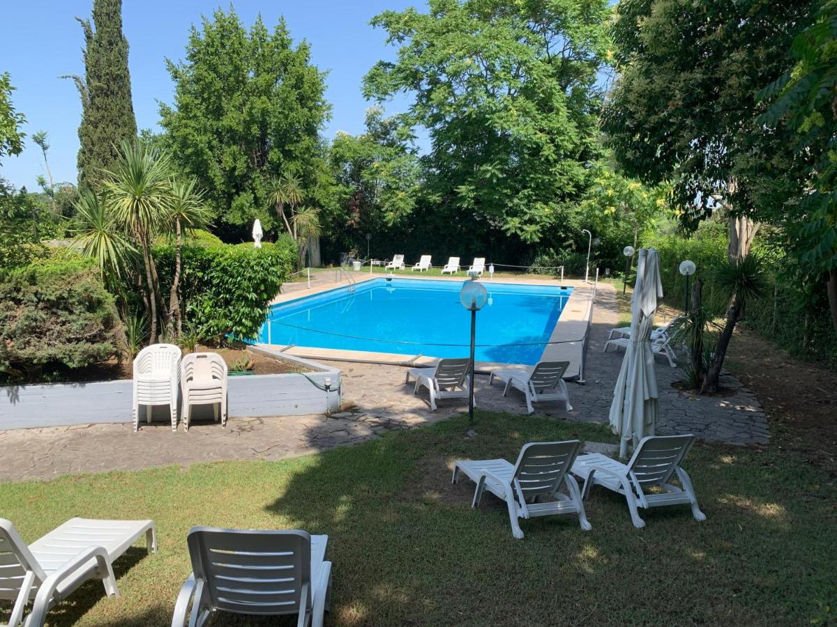 Appartement Penthouse Aureliana Attico Con Piscina A Roma Extérieur photo
